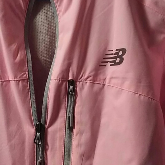 New Balance Jacket. NWOT . Pink - Picture 5 of 8